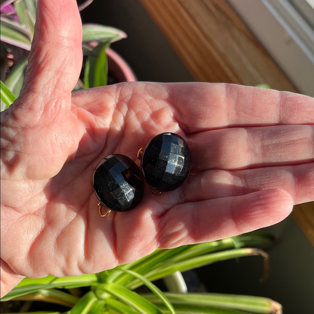 Vtg Black Faceted Glass Screw-Back Clip-On Earrings Slight Dome Mcm